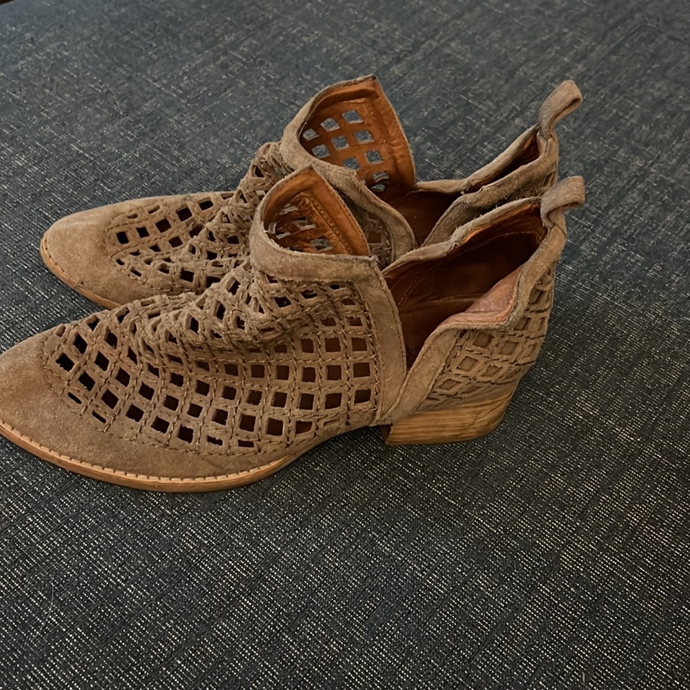 Jeffery Campbell Booties - Picture 2 of 6